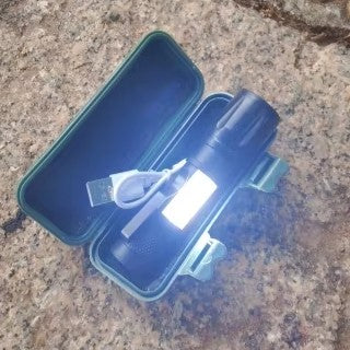 Linterna PortaLED USB